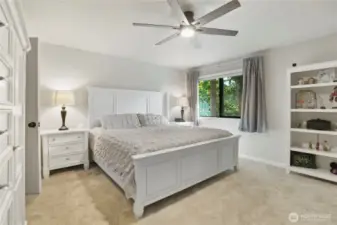 Primary includes walk-in closet and 3/4 en-suite bath