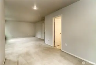 Master sitting area