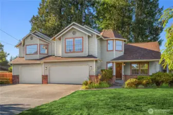 Home includes over 1000 sq ft 3-car garage