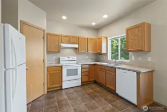 Easy flow with this Kitchen