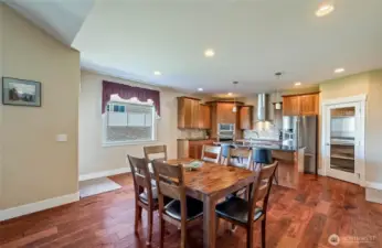Dining to Kitchen, walk-in pantry