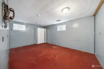 Potential office/Bedroom