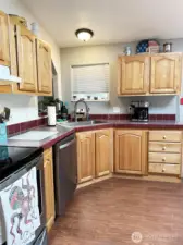 Stainless appliances.