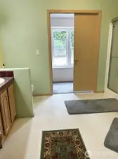 5 piece bath.