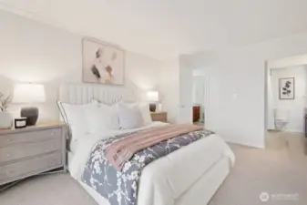 King- Sized Primary with en suite bath