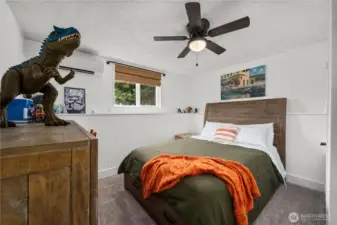 And other bedroom overlooking the backyard…