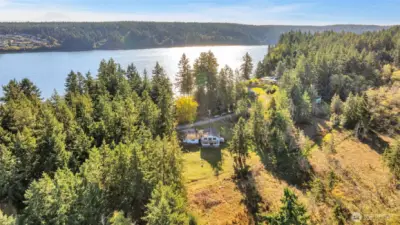 This picture gives you perspective on where the house sits on the island