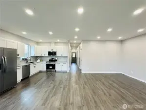 3bds 2 baths