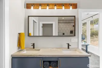 Primary Bath with 2 Sinks