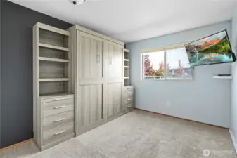 Guest BR w/ Murphy Bed