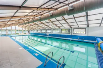Indoor heated pool with Aqua Fit classes 2 days