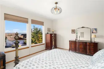 Wake up to the view of the bay and beyond.