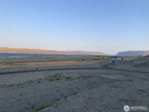 View from the lot looking toward the Wanapum Dam