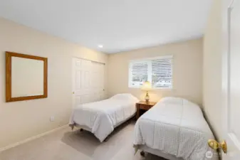 Guest bedroom