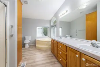 Large Primary Bathroom with Jetted tub and double vanity