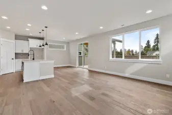 Photos are for representation purposes only.