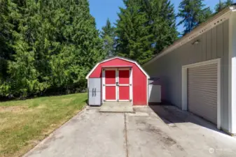 12x16 Red barn w/power - 7.5x12 motorcycle shed