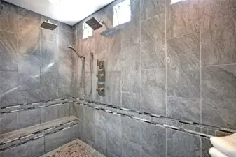 Walk-in shower with heated floors - Master Suite