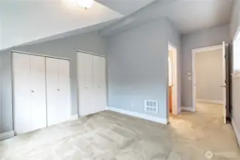 Another view of primary with natural light.