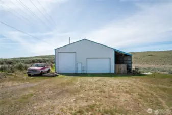 Insulated & heated 40'x 60' shop with attached carport.