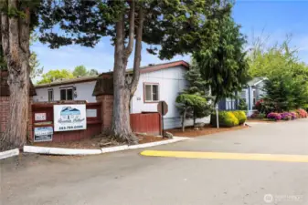 The entrance to the Bowman Hilton community