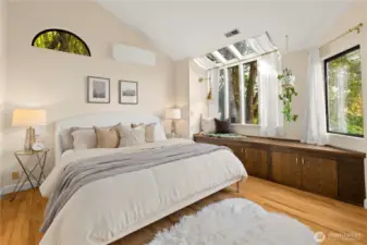 Bedroom has a built-in with storage, where you can sit and enjoy the views. Bedroom is large and fits a king size bed
