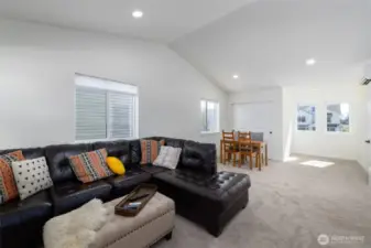 There is lots of flexibility in the bonus room and a closet too.