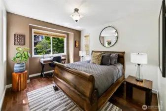 Upper spare bedroom