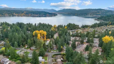 Lake and parks down the street