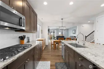 All appliances stay!