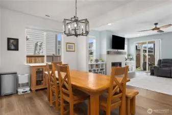 Eating space off kitchen.