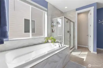 Primary 5 Piece Bath