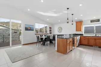 2nd floor kitchen/dining