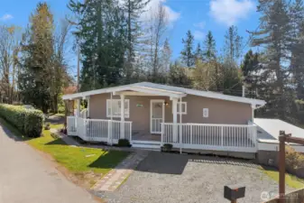 Mid Century Modern Front Entry