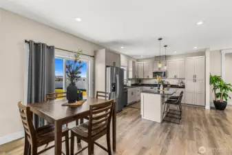 Dinning area flows into the kitchen with ease