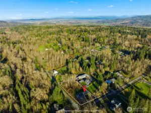 Feel miles away from it all—yet minutes from where you need to be.