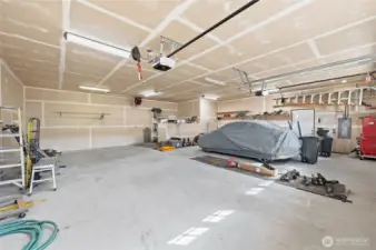 Detached 5 car garage