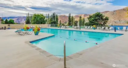Suncove Pool