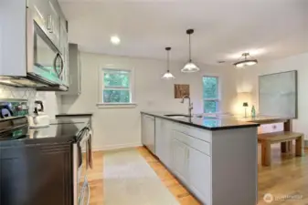 Great color scheme, seller's were very thoughtful   about the design