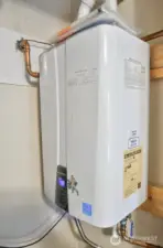 Tankless water heater