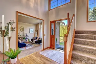 Nice sized entry way to welcome you. Hardwood floors cover the entry, hallway and kitchen.