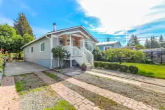 Lots of parking and a back and front yard