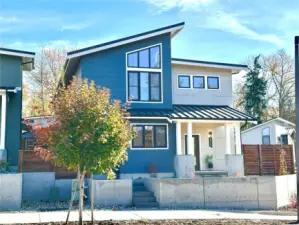 Welcome to 4300 Creston Way