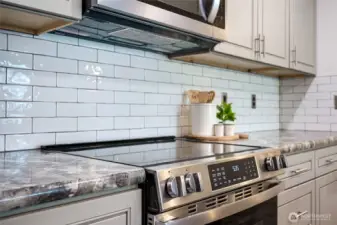 The backsplash really "pops" with the dark grout.