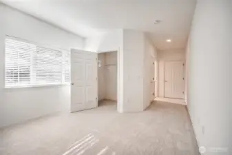 2nd bedroom ensuite with walk-in closet