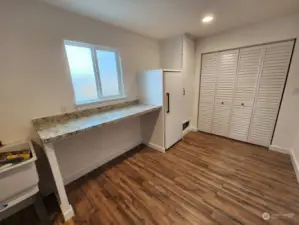 Oversized laundry room