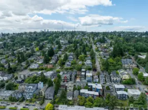 The top of Queen Anne is just a few blocks in the other direction.
