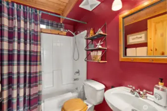 Downstairs full bath