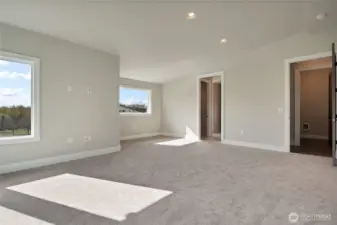 Main Floor Bedroom 3 w/Walk-In Closet & Bathroom Suite