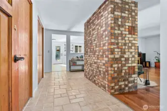 Open floor plan. With 4 real bedrooms upstairs!